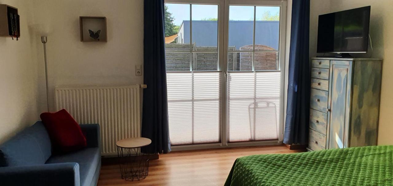 Ferienwohnungen Rügen-Glück Lohme Exterior foto