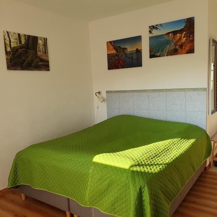 Ferienwohnungen Rügen-Glück Lohme Exterior foto